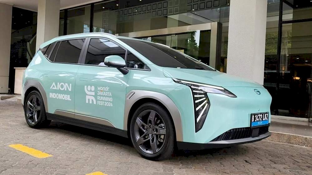 AION Y Plus Mendukung Mobilitas dalam Acara Jakarta Running Festival 2024